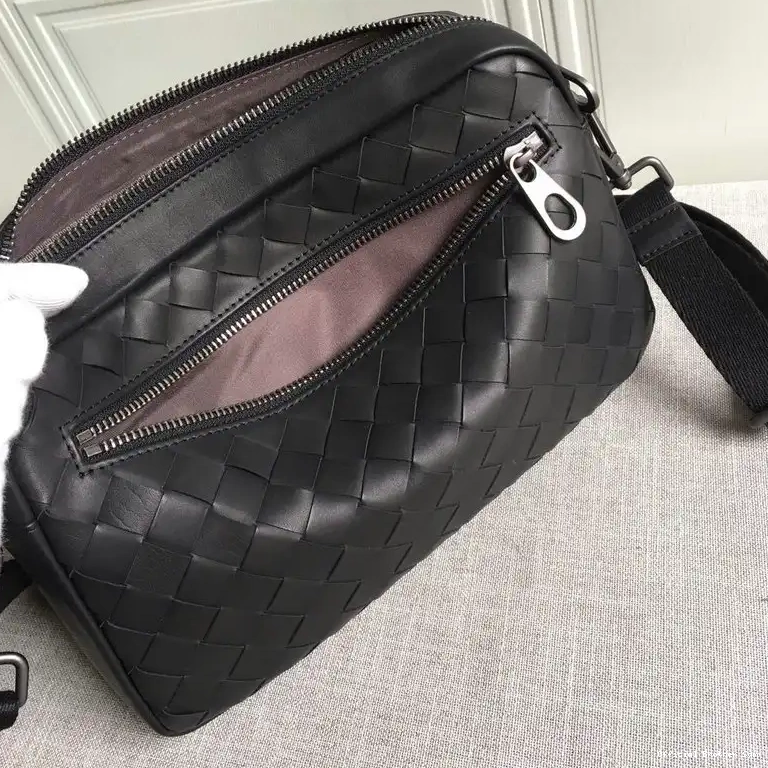Official Brother Sam 2108SF0310 Veneta Bottega Bag 0515